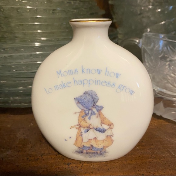 Holly Hobbie Vase - Picture 1 of 3